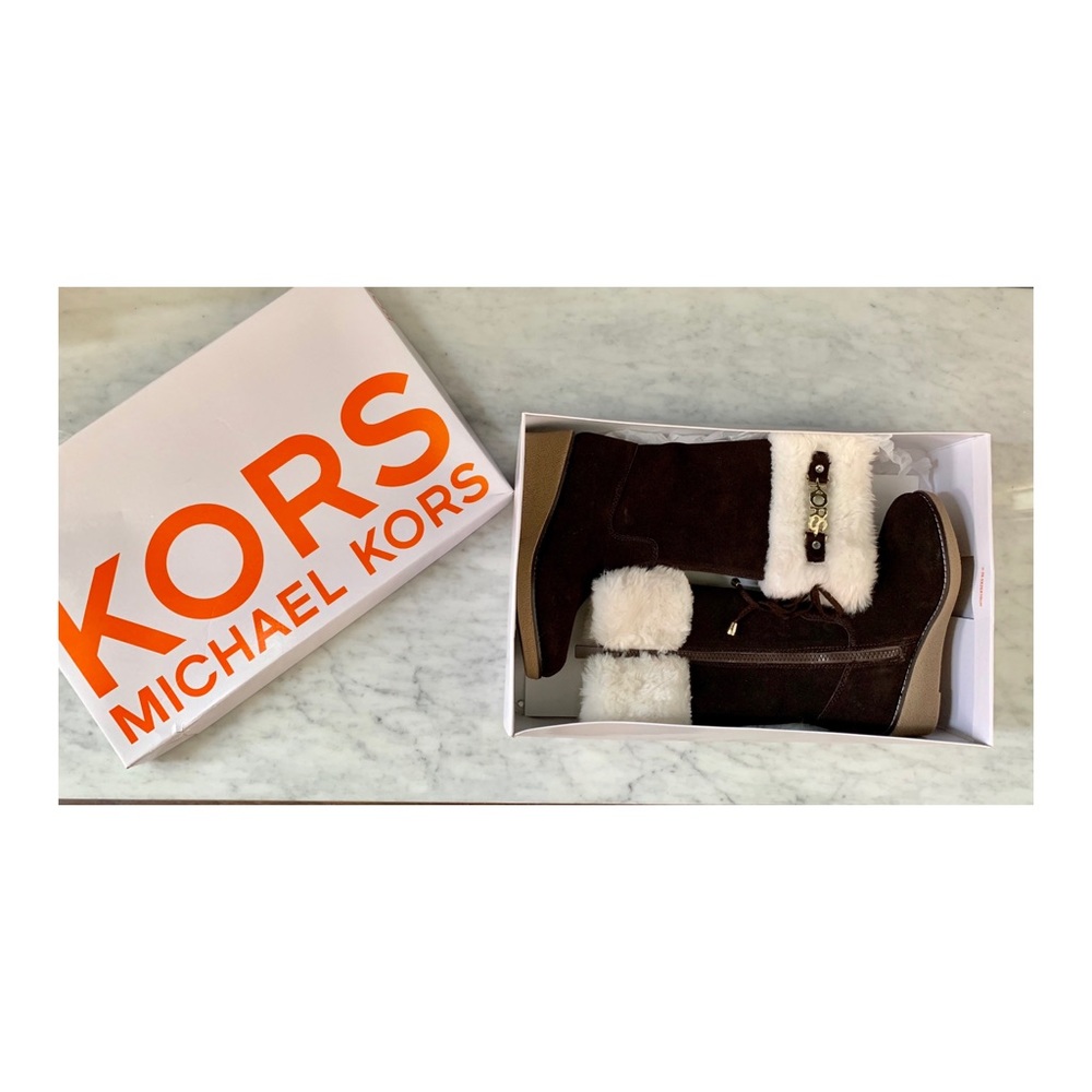 NIB KORS Michael Kors Girls Boots 1